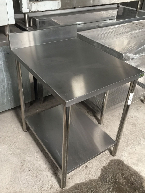 Stainless-Steel-Table-03